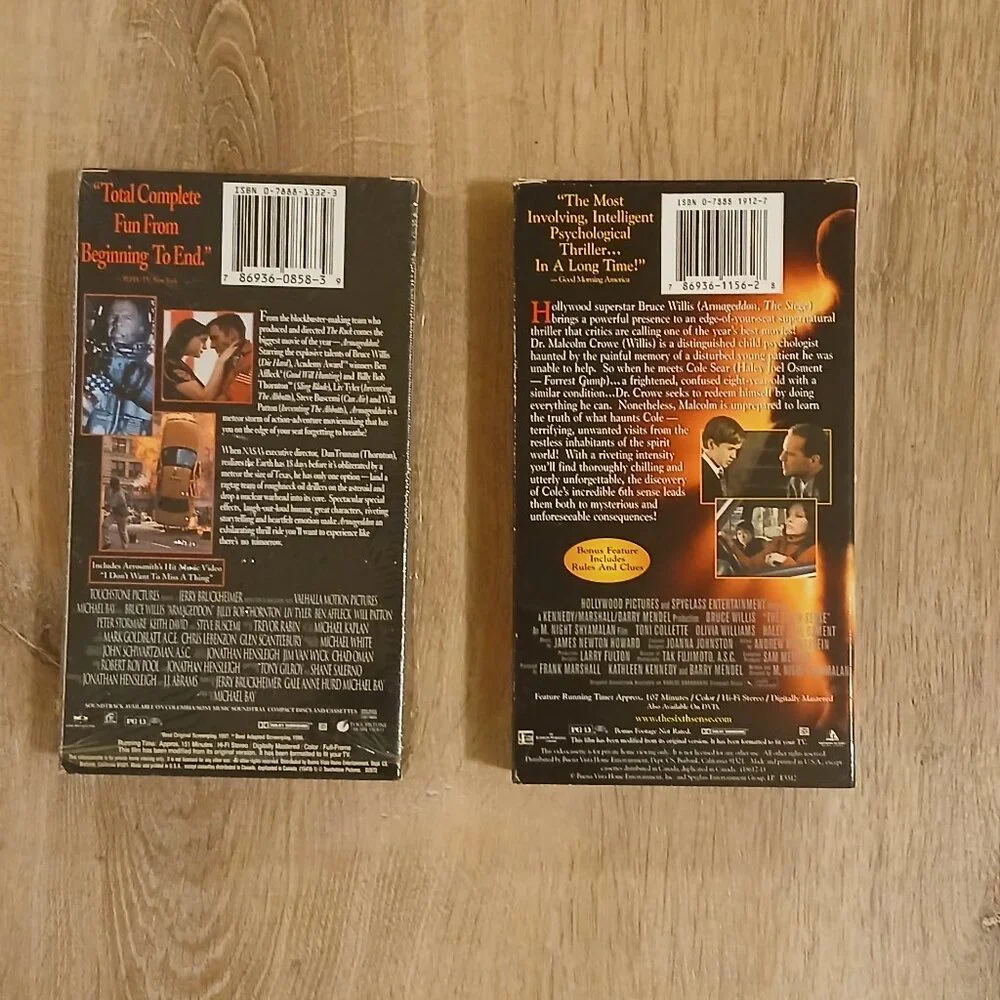 Bruce Willis VHS Bundle - (pre-watched)